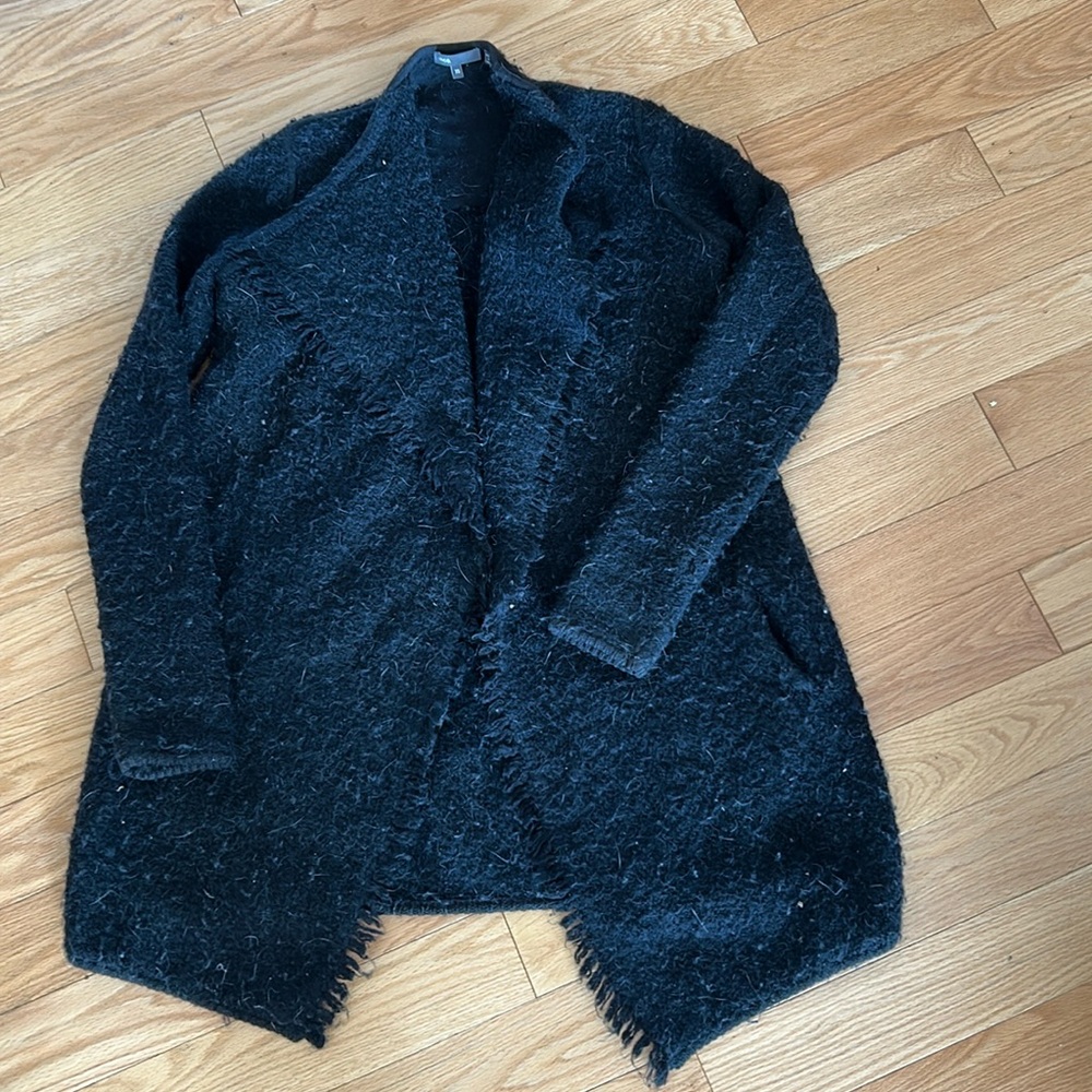 💕 super warm long Vince knit sweater 💕
